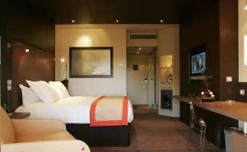 Hotel & Vatel Nimes